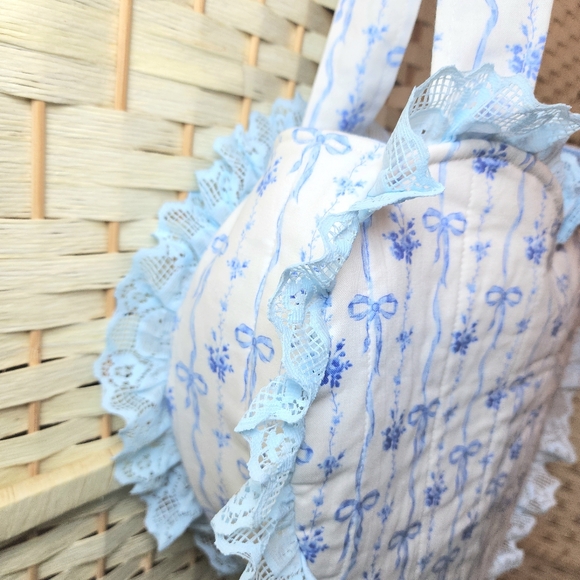 Heart Bag Handmade Quilted Purse Tote With Lace Fully Lined - Picture 5 of 7